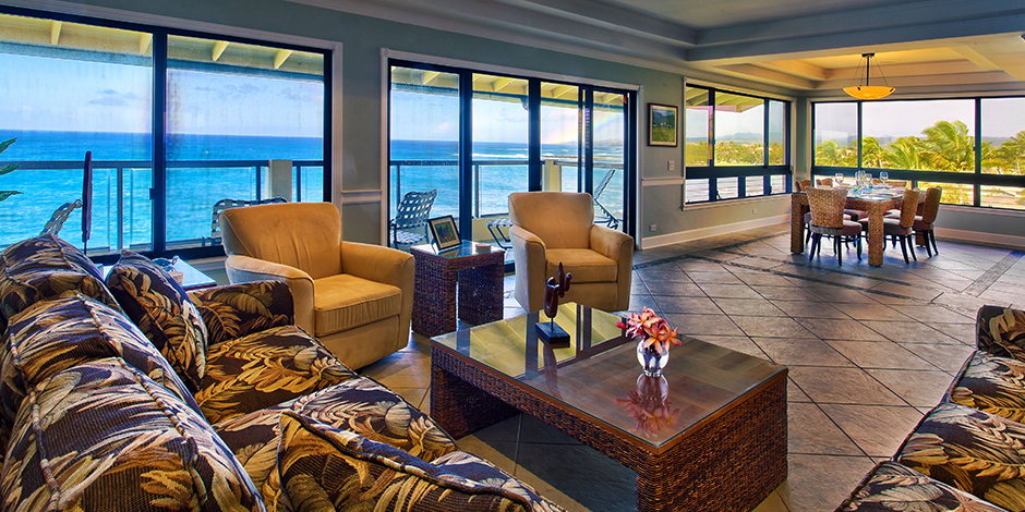 Livingroom in penthouse suite at Poipu Shores Resort
