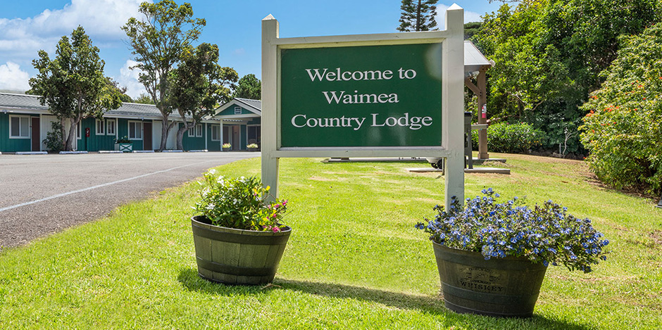 Entrance to Waimea Country Lodge