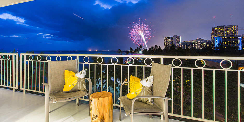 Fireworks view Waikiki Beach from lania at Waikiki Shore